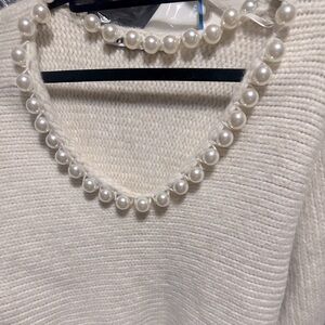 Zara Pearl neck sweater M